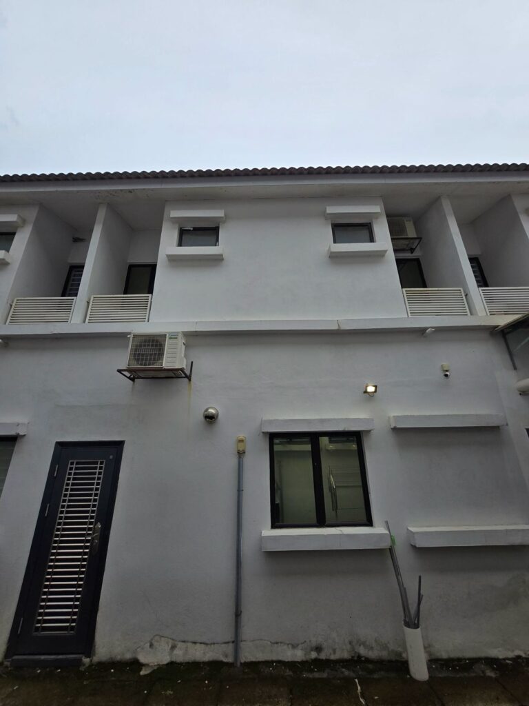 Abadi Heights Well Kept House Trusted Listing